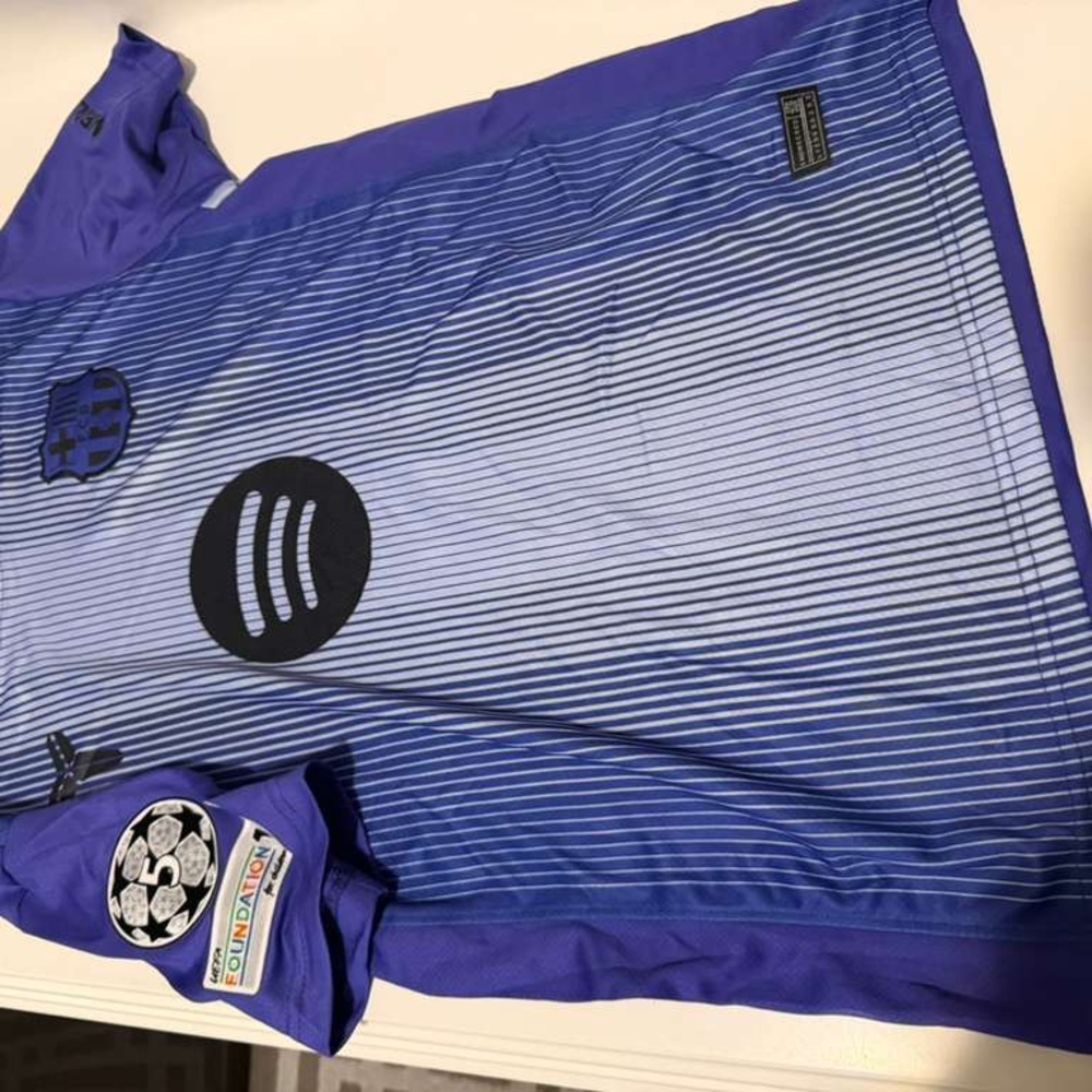 Barcelona purple Jersey size M